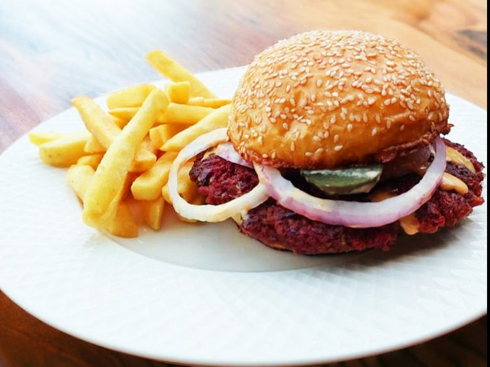 Las Jarras De Cerveza Autorrellenables Son La Adición Perfecta Para Tu Evento En Chiang Mai