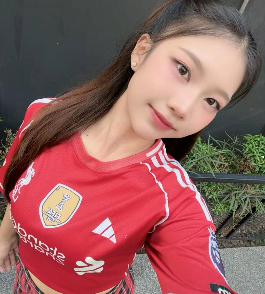 リバプールの試合のためのチェンマイスポーツバー