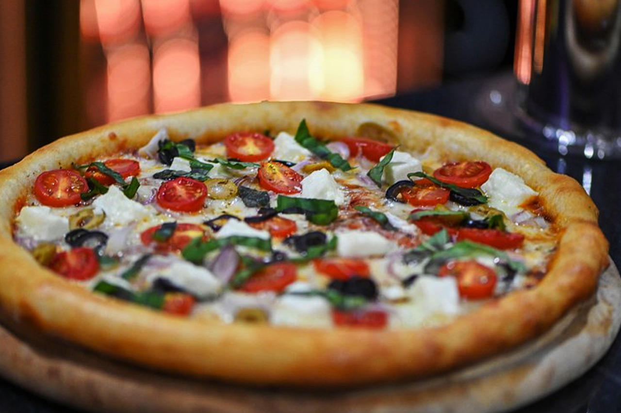 창마이에서 가장 맛있는 그리스 피자