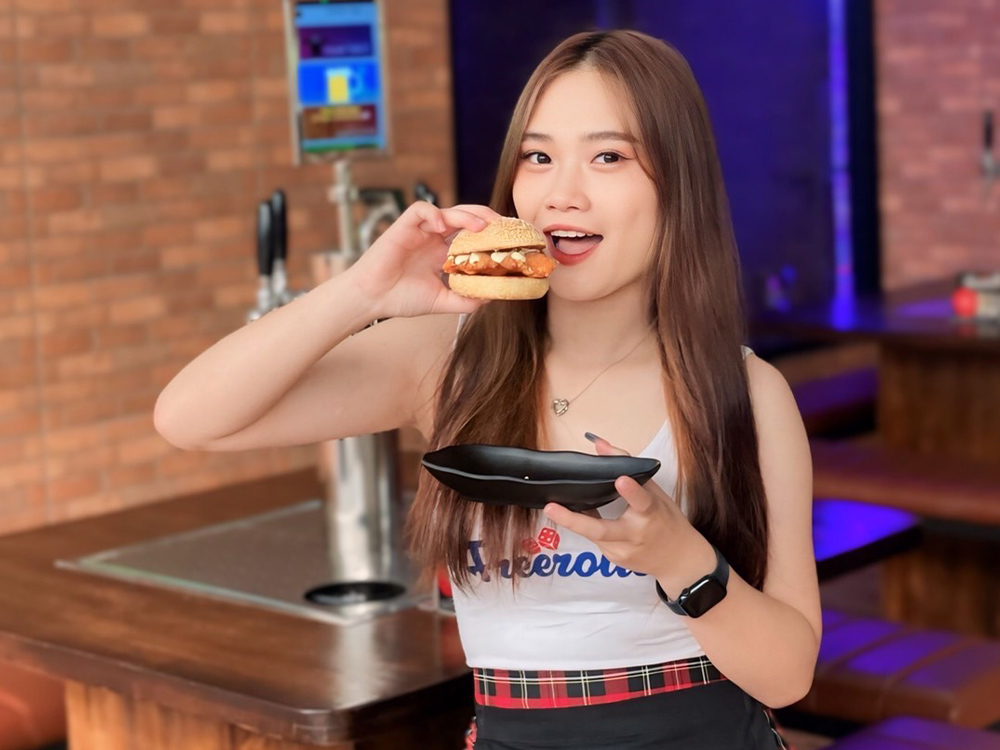 Selvserverende øltappere Er En Perfekt Tillegg Til Arrangementet Ditt I Chiang Mai Selvserverende øltappere Er En Perfekt Tillegg Til Arrangementet Ditt I Chiang Mai