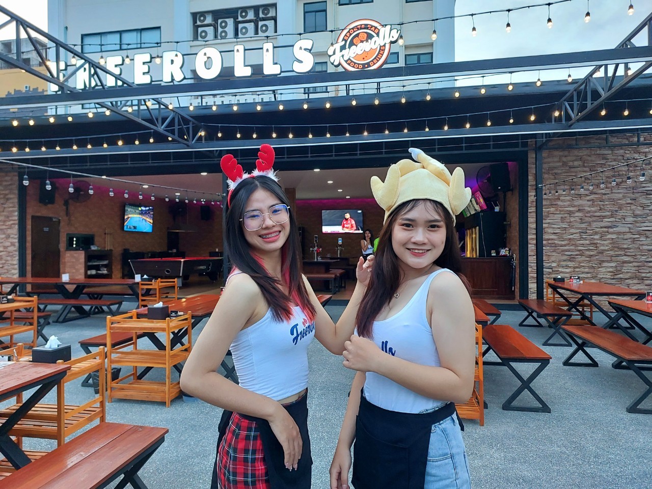 Jobs for waitress student in chiang mai
