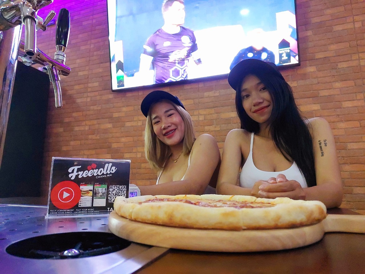 Ragazze Di Chiang Mai Che Servono
