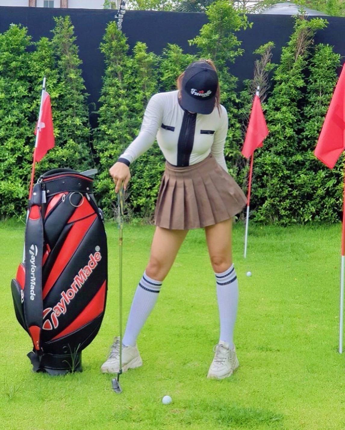 チェンマイでゴルフをプレーする