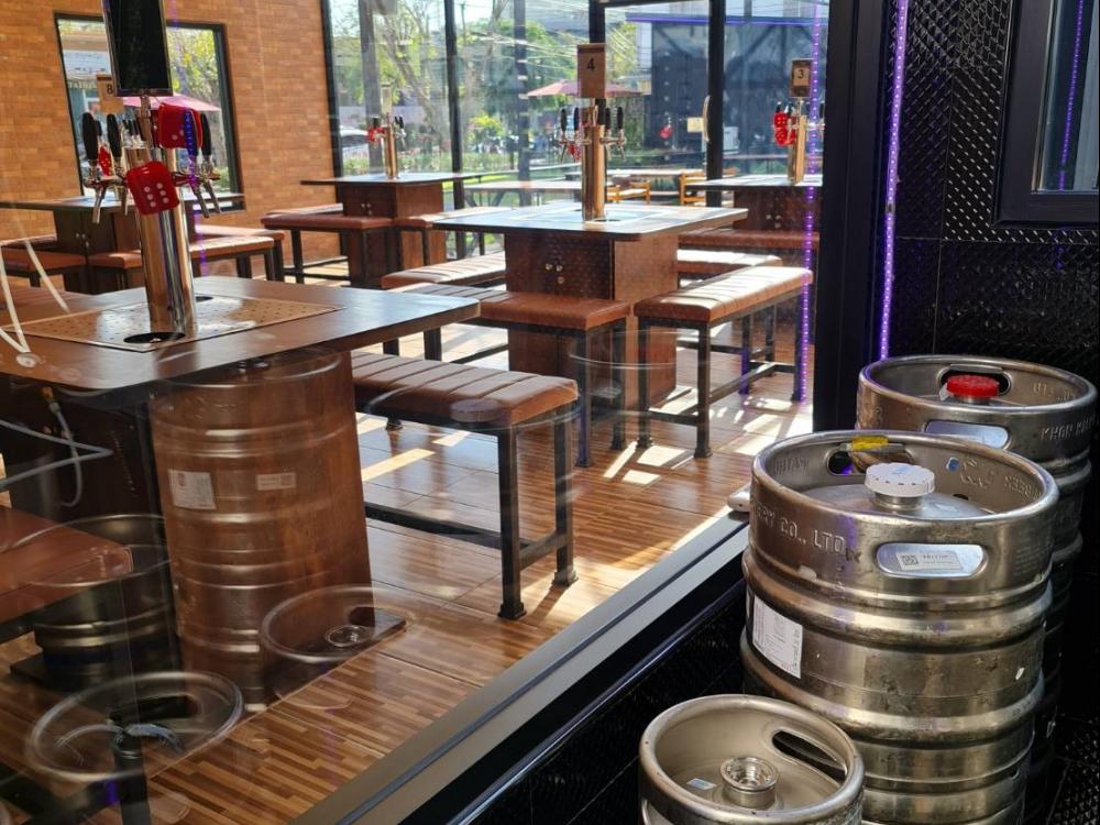 Support the team against Denmark