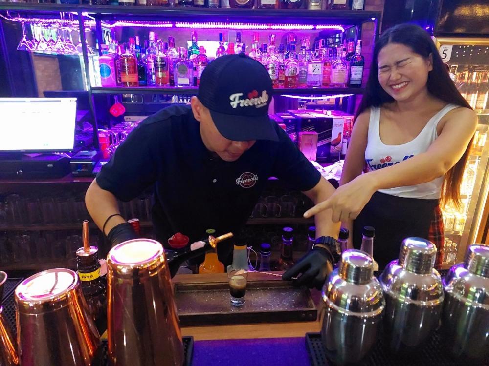 What are the most popular drinks in Thailand?