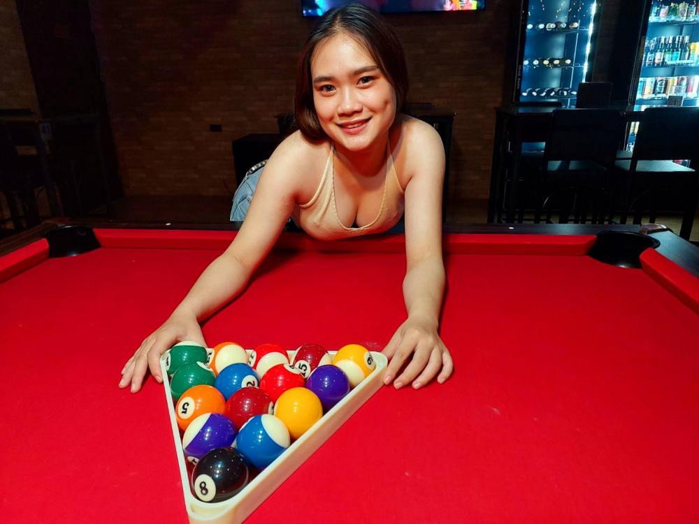 Itse Kaataa Oluthanat Ovat Täydellinen Lisä Tapahtumaasi Chiang Maissa