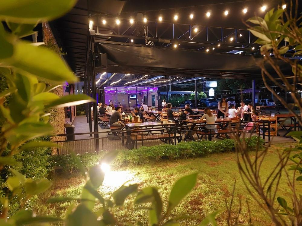 Chiang Mai offers delightful outdoor dining experiences