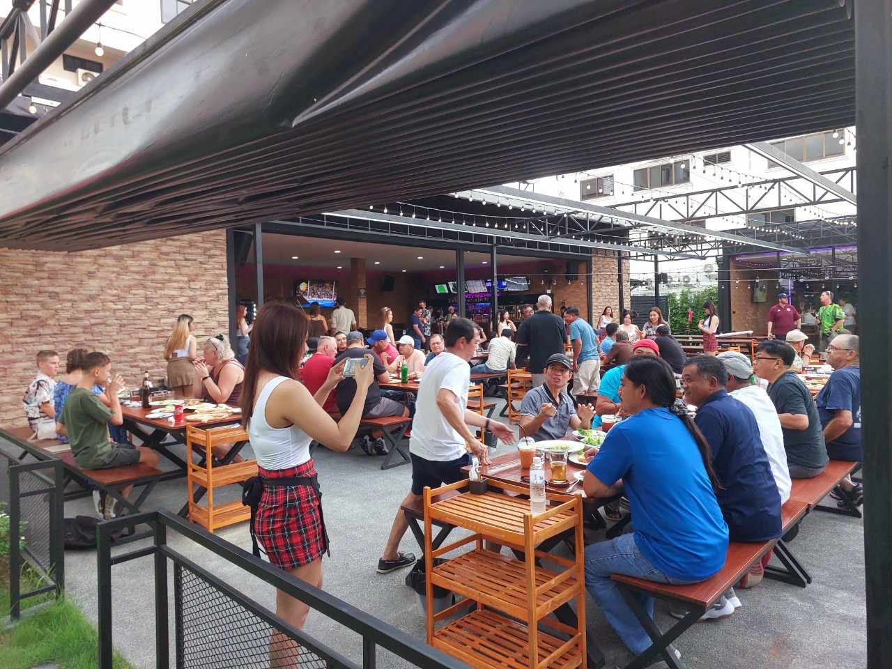 Family friendly bar in Chiang Mai
