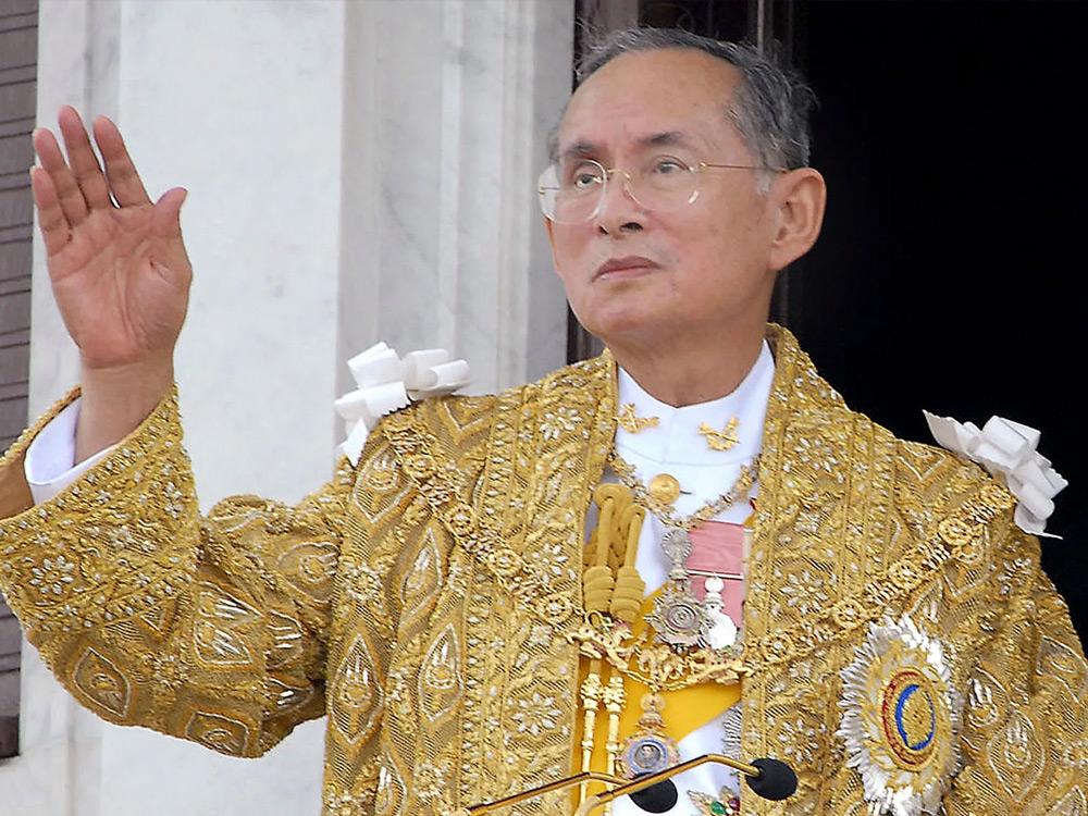 King Bhumibol Adulyadej birthday no alcohol ban