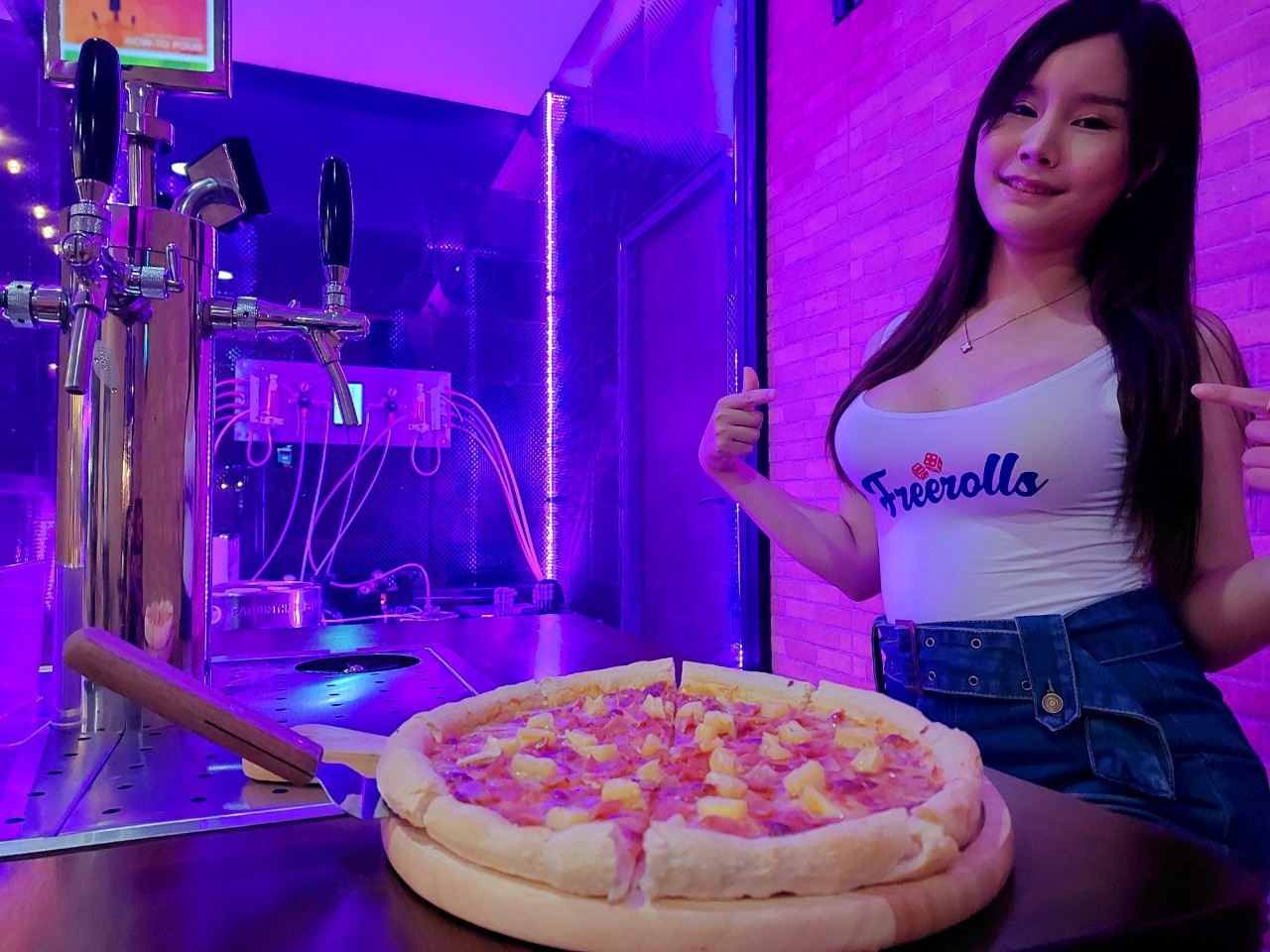 Social media influencer chiang mai