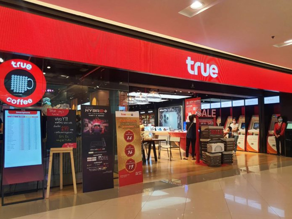 TRUE and DTAC offer convenient top-up options