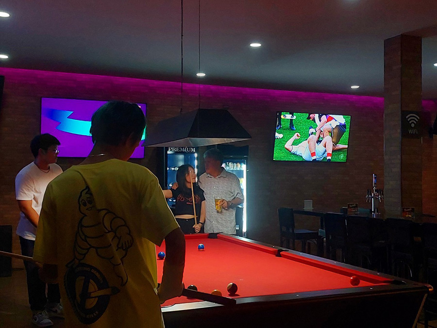 Watch Formula 1 races in Chiang Mai
